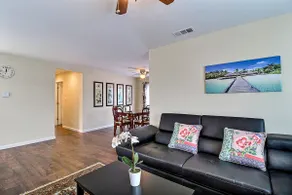 Super 4BR/2BA/Private/Comfy/Quiet/Convenient - Image 2