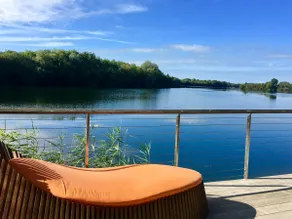 Stunning Lake House in the 5 star Lakes By Yoo Resort in Heart of The Cotswolds - Image 5