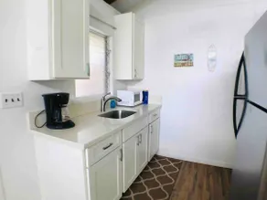 1bd/1bath Kaimuki Hill Top, Ocean View, Huge Patio - Image 4