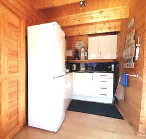 Tidal Cabin - seaside themed cabin in Herne Bay - Image 3