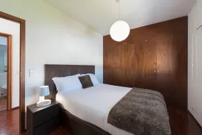 LovelyStay - Casas Brancas - Modern Apartment with Balcony & free private parking - Image 4