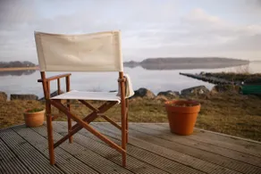 Lakeside Retreat - Image 5