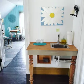 Entire guest floor w/kitchenette. No cleaning fee - Image 5
