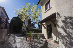 Apartment 10 minutes from Como with garage - Image 5