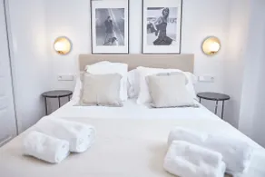 Ground Floor 2 Bedrooms - Image 2