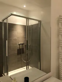 Guest house in Geneva - Image 4