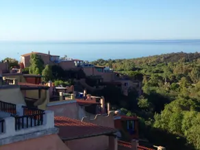 The View: Newly renovated home with stunning view - Image 3