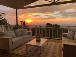 Mountain top home with spectacular views - Image 5