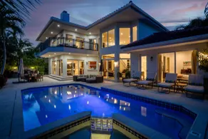Luxurious Delray Beach Waterfront Pool Home with VIP Beach Passes! Pet Friendly! - Image 3