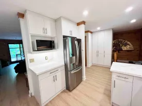 Luxury Log Cabin with work spaces, generator and car charger - Image 2
