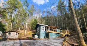 Secluded Cottage in Townsend - Image 2