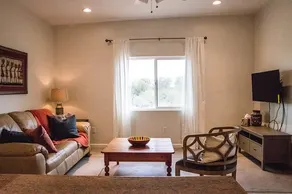 Peaceful, quiet getaway - Image 2