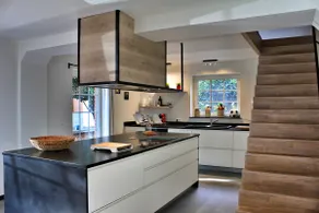 Cocoon house. - Image 3