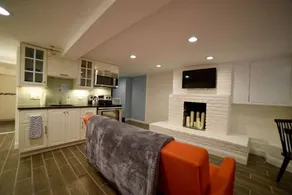 Capitol Cove - Renovated Apartment on the Hill - Image 4