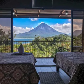 Villas Paradise Arenal Volcano Lake View - Image 2