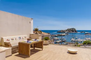Attico privato in pieno centro, con splendida terrazza a 50 metri dal mare - Image 3