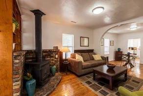 Historic 2 bedroom Downtown Flagstaff Home - Image 4