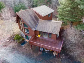 7 Bedroom Luxurious Chalet In Windham, NY - Image 3