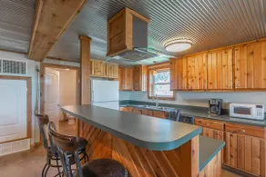 Hunting lodge and Country getaway - Image 4