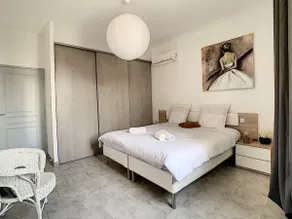Lujoso apartamento de 100m2 en Provenza con terraza - Image 5