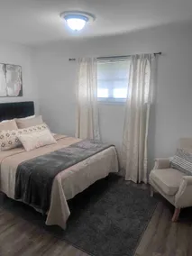 NEWCozy Duplex 2Bedroom/1BTH - Image 4