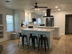 Wanderlust Home (65” Smart TV & All King Beds) - Image 2