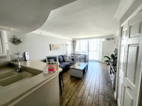 Private balcony ocean view 1 bedroom full kitchen - Image 3