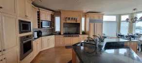 Waterfront beachouse - Image 5