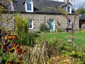 Bolthole with Forager's Garden - Image 2