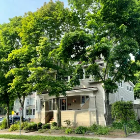 Downtown character 4 bedroom perfect location - Image 2