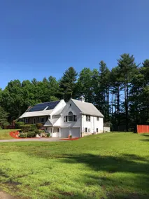 Peaceful, Private 1 Bedroom Apartment, & Porch - Image 3