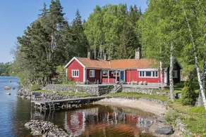 Dream place by the lake - Image 3