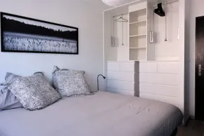 Two bedrooms modern apartment close to Tram - Image 3