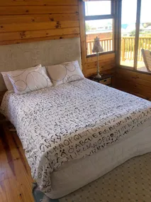 Adorable 2 bedroom seaside vacation home - Image 4