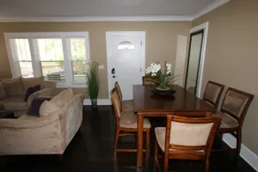 4 Beds 2 Full Baths Near Downtown UNMC Zoo Airport - Image 5