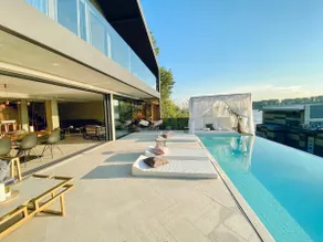 WTF house - Image 4