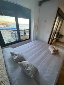 Beachfront apartment - Image 5