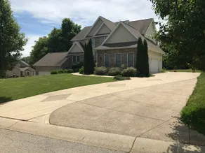 Large, Modern Home Close to Campus - Image 3