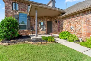 Spacious OKC Suburban Charm - Image 3