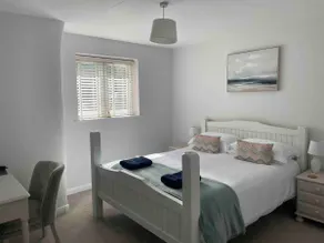 Owls Nest - A Bright and spacious 3 bed apartment - Image 4
