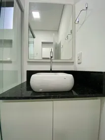 Downtown ⭐ loft, TV w/ YouTube, split air, kitchen - Image 5