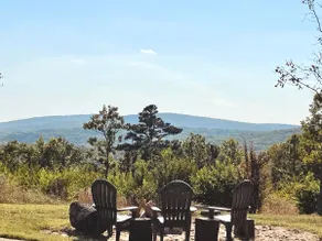 Ozark Mountain Vista Retreat - Image 2