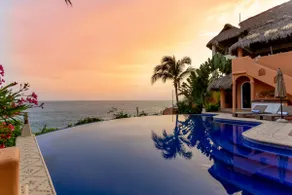 Casa K- Luxurious Oceanfront Villa - Image 2