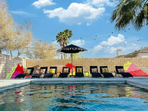 The California Dreamhouse - salt water pool & spa - Image 5