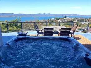 Enchanting Views with relaxing SPA and Sauna. - Image 2