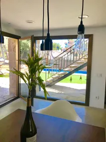 Neues renoviertes Haus mit Pool, 10 Minuten vom Strand entfernt - Image 5