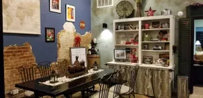 Amazing, 2 BR, ca 1872 Residence in Historic Dist. - Image 2