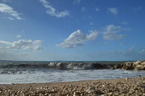 Guest house on the beach - Image 2