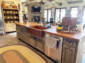 Downeast Sunset Luxury Lakehouse - Image 5