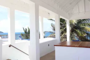 Cacona Villa - Spacious Beach-Front Villa - Image 3